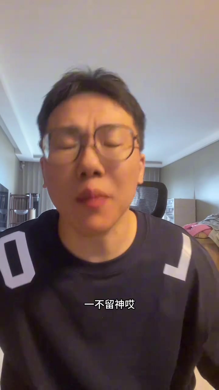 华体会服务平台-媒体人展望马刺新赛季：后卫继续打麻将 能否实现文班联手字母？