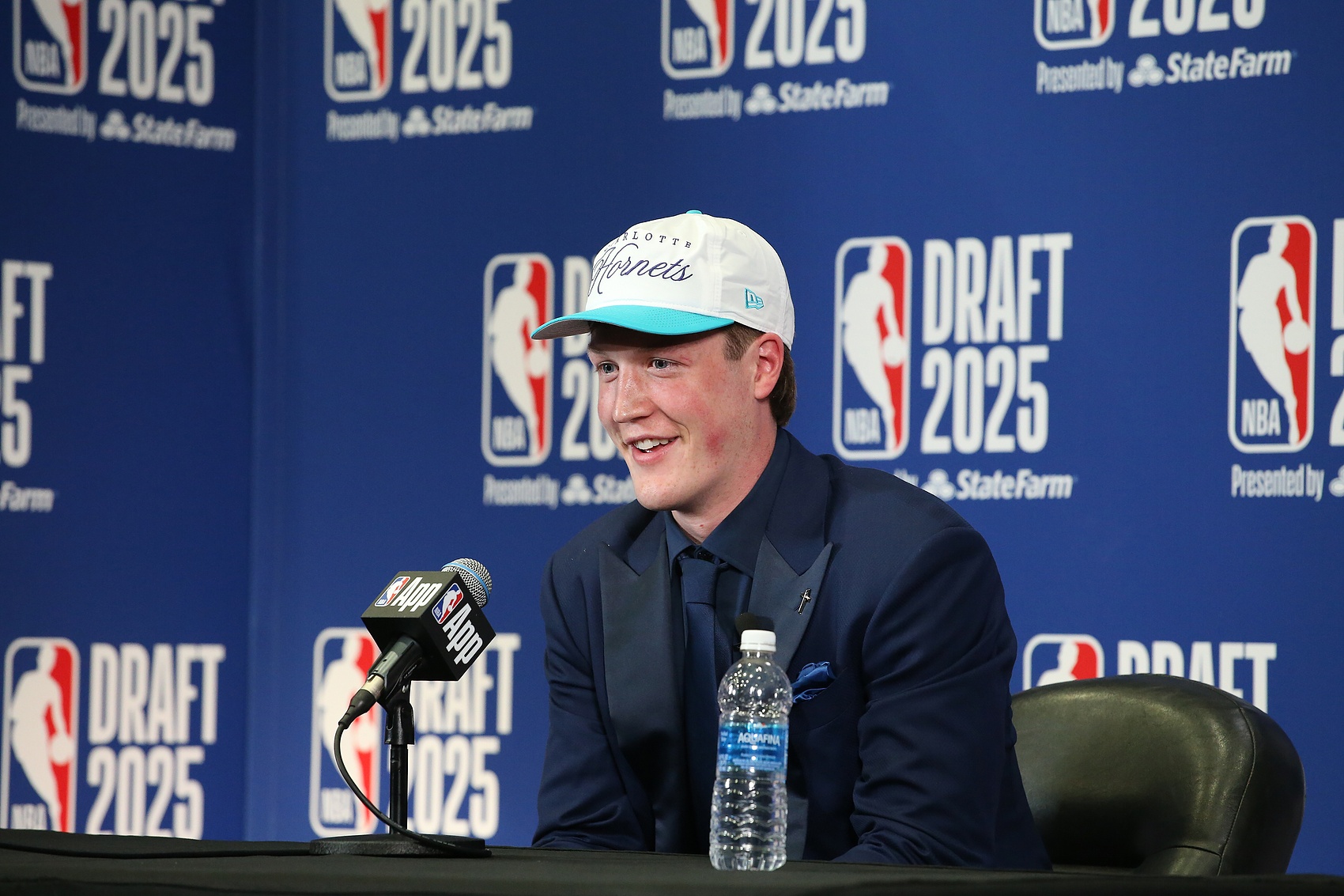 华体会体育官网-浓眉&amp;锡安前车之鉴！最佳新秀前瞻：弗拉格领跑 多名新人不容小视