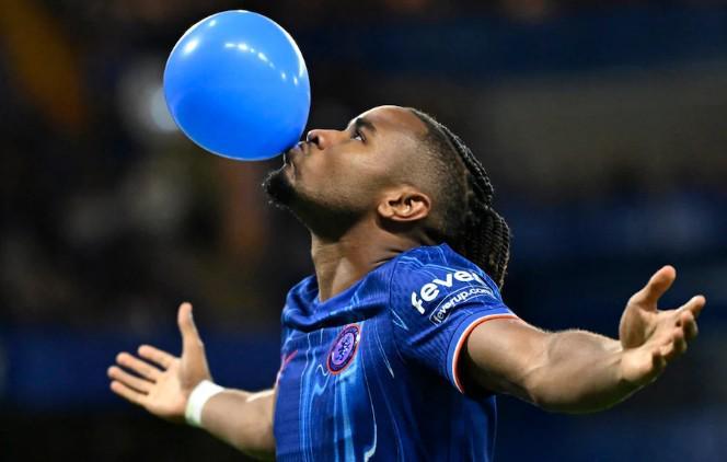 华体会主页-法尔克:恩昆库更愿意加盟拜仁,但拜仁监事会只允许租借转会