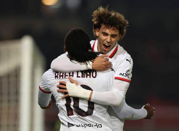 1741485597932025545.jpg 【观察】愤怒的莱昂替补救主,混乱的米兰向何处去?