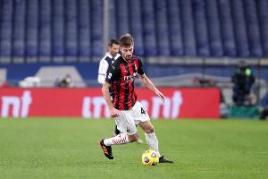 华体会主页-加比亚：米兰更衣室非常失望 没创造出太多机会这是全队的责任