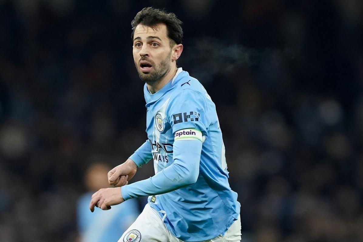 老来俏！曼城功勋中场巨星今夏自由身离队，引得意甲两大豪强疯抢