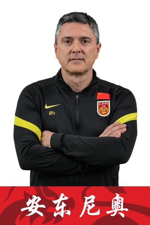 华体会体育官网-U23打出好成绩，安东尼奥备受认可：接下来的青年队请继续给他带