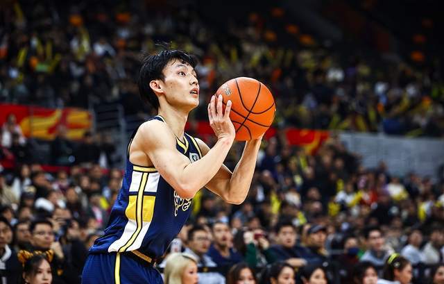 华体会官方网站-广东惨败暴露致命短板！8名国内球员仅18分，杜锋冲冠梦彻底破碎
