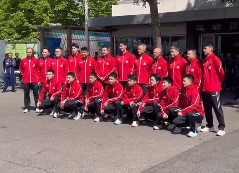 华体会主页-马龙送别国乒!温瑞博依旧随队当陪练 周雨盼向周2人为王楚钦分忧